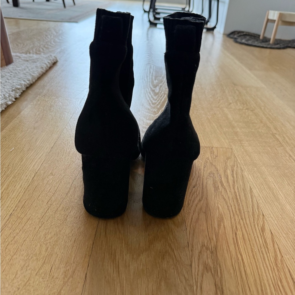 Steve Madden booties - Picture 3 of 5